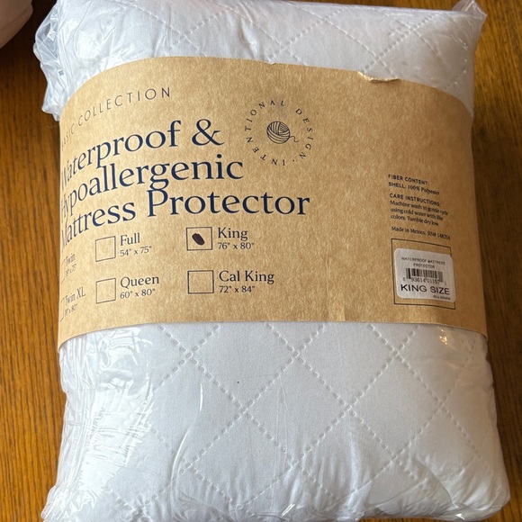 Intentional Design Other - King Size Waterproof Mattress Protector